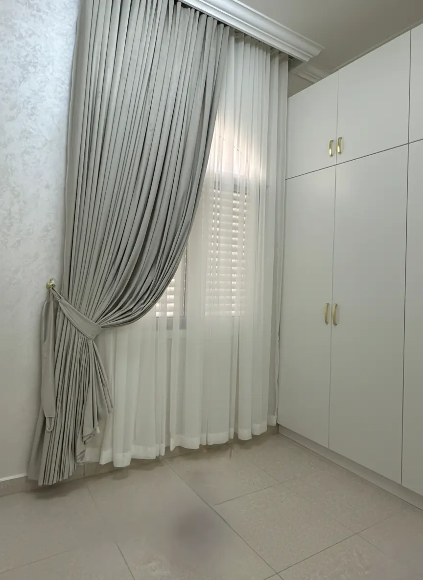 Gemini_Generated_Image_5ccsin5ccsin5ccs كبتات وغرف ملابس (35) - الصورة 1