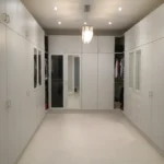 كبتات وغرف ملابس (34)