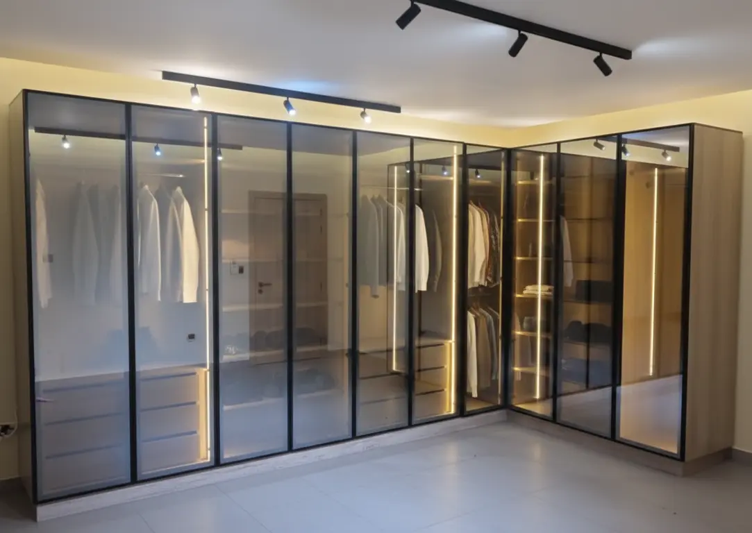 Gemini_Generated_Image_z661tpz661tpz661 كبتات وغرف ملابس (31) - الصورة 1